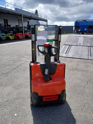 Gerbeur BT SWE200D - 2