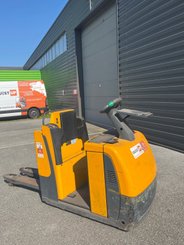 Préparateur de commandes au sol Jungheinrich ECE220 - 2