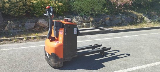 Gerbeur BT SWE080L - 1