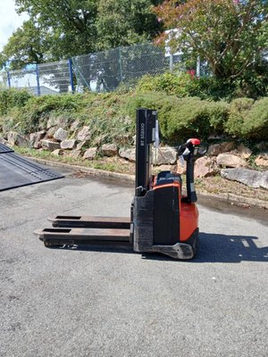 Gerbeur BT SWE200D - 1